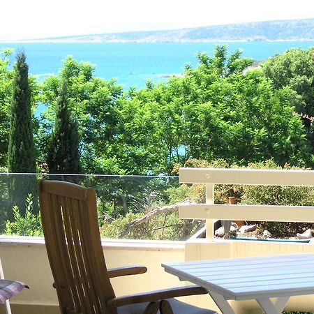 Apartman Kucer Veglia Exterior foto